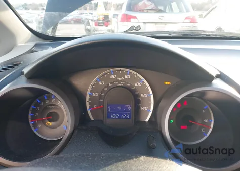 2009 Honda Fit z USA, uszkodzony, nr VIN JHMGE88209S053401